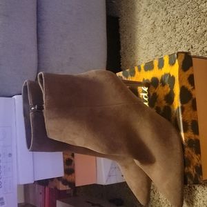 Ladies heels